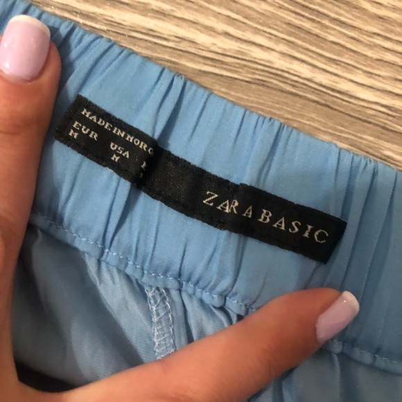 Super cute Zara pants - Picture 3 of 3
